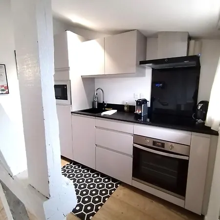 Le Nid Citadin - Ultra Calme - Terrasse Avec Vue Apartamento